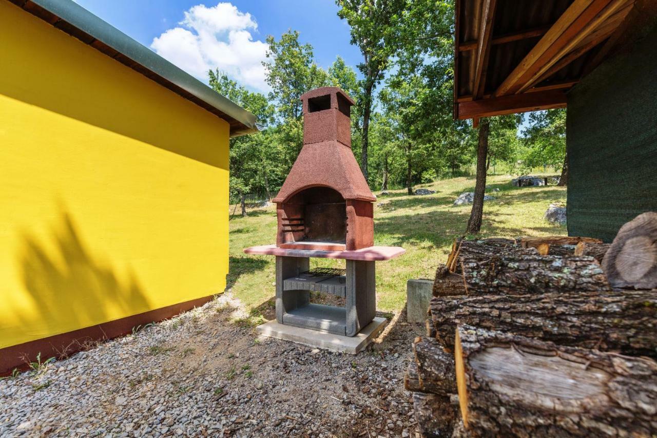 Vacation Home Latini Hum Экстерьер фото